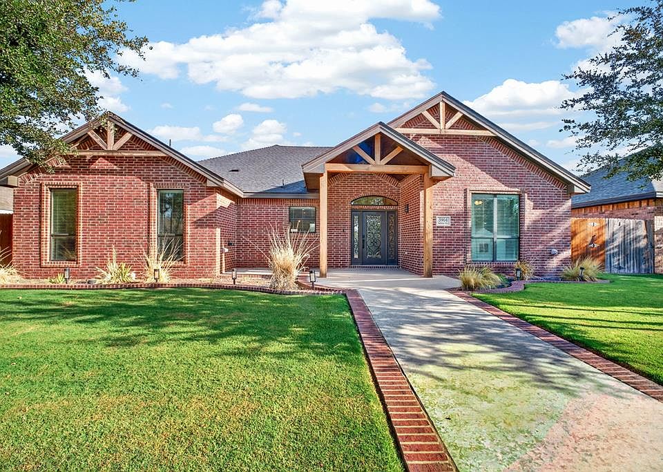 1st image of 5904 Sabine Dr