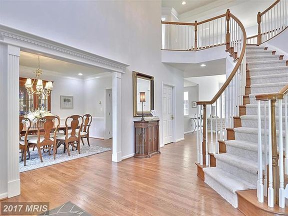 3rd image of 2856 Cherry Branch Ln