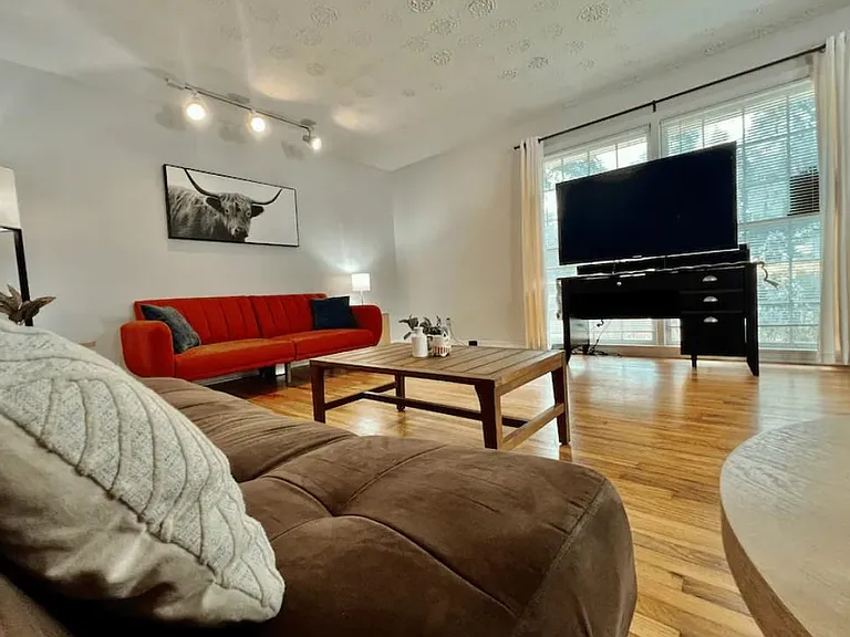 1201 Domingo Dr — Photo 9