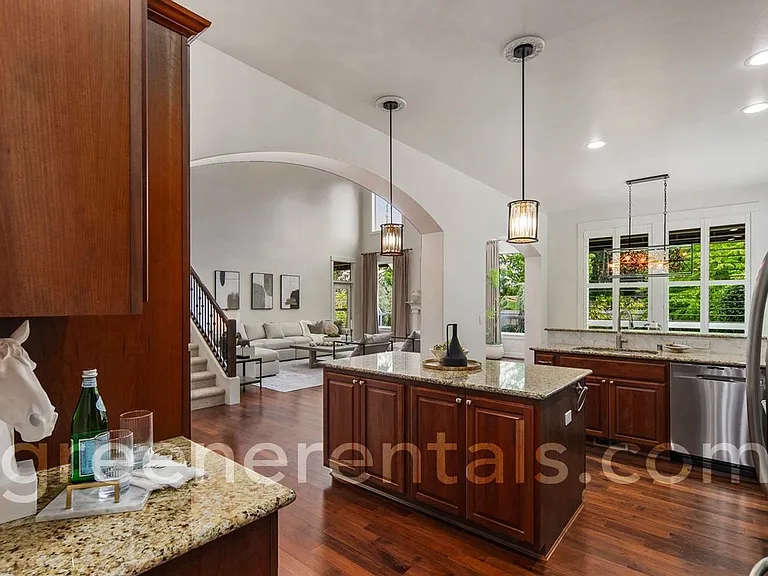 9016 Merrill Ct NE — Photo 6