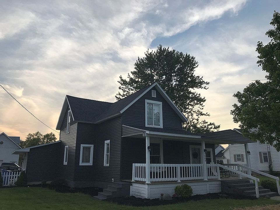 1st image of 304 N Main St