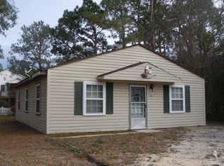 170 W 7th St, Oak Island, NC 28465