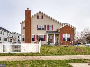 1041 Savanna Dr, La Plata, MD 20646