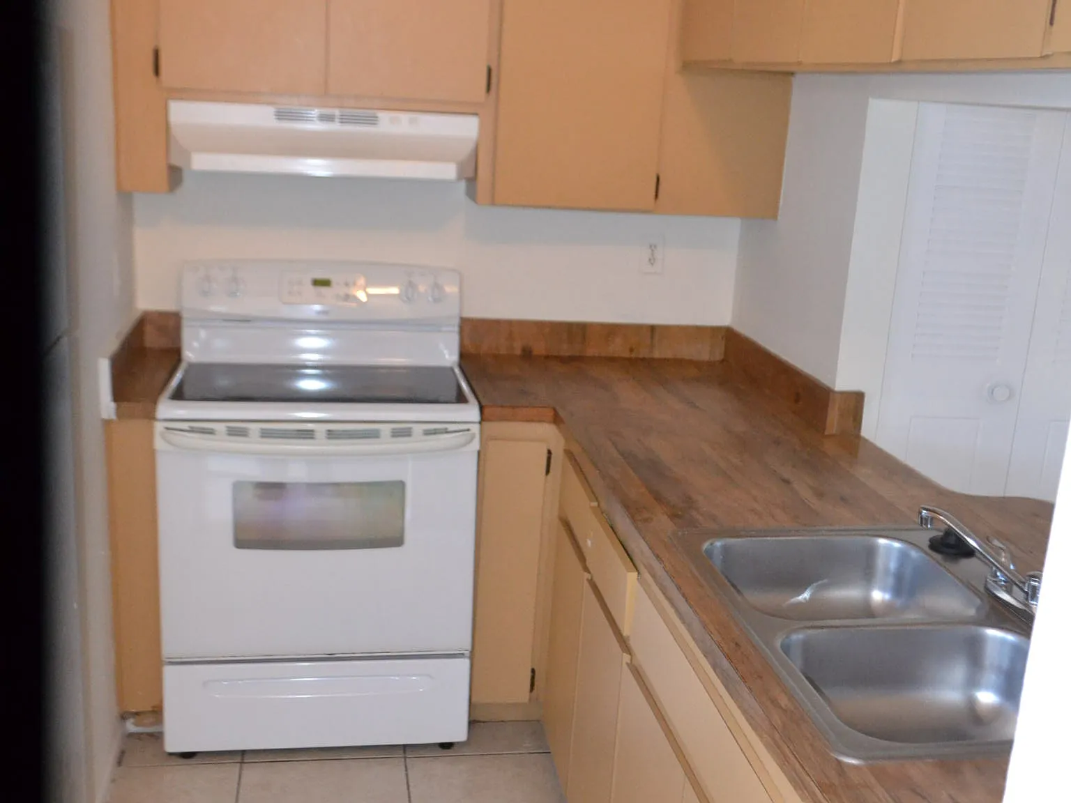 2 bed, 901 sqft, $1,250 — Photo 2