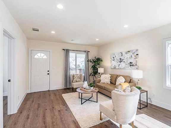 4th image of 3424 40th St