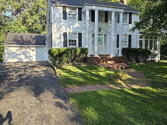 2nd image of 12123 S 69th Ave