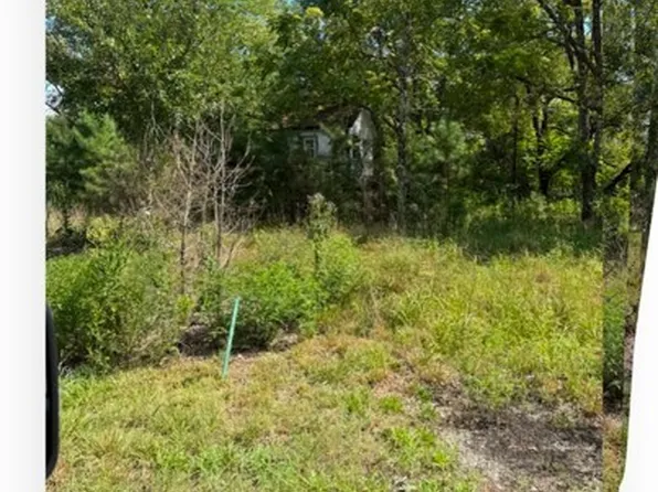 4784 Buena Vista Rd, Saluda, VA 23149