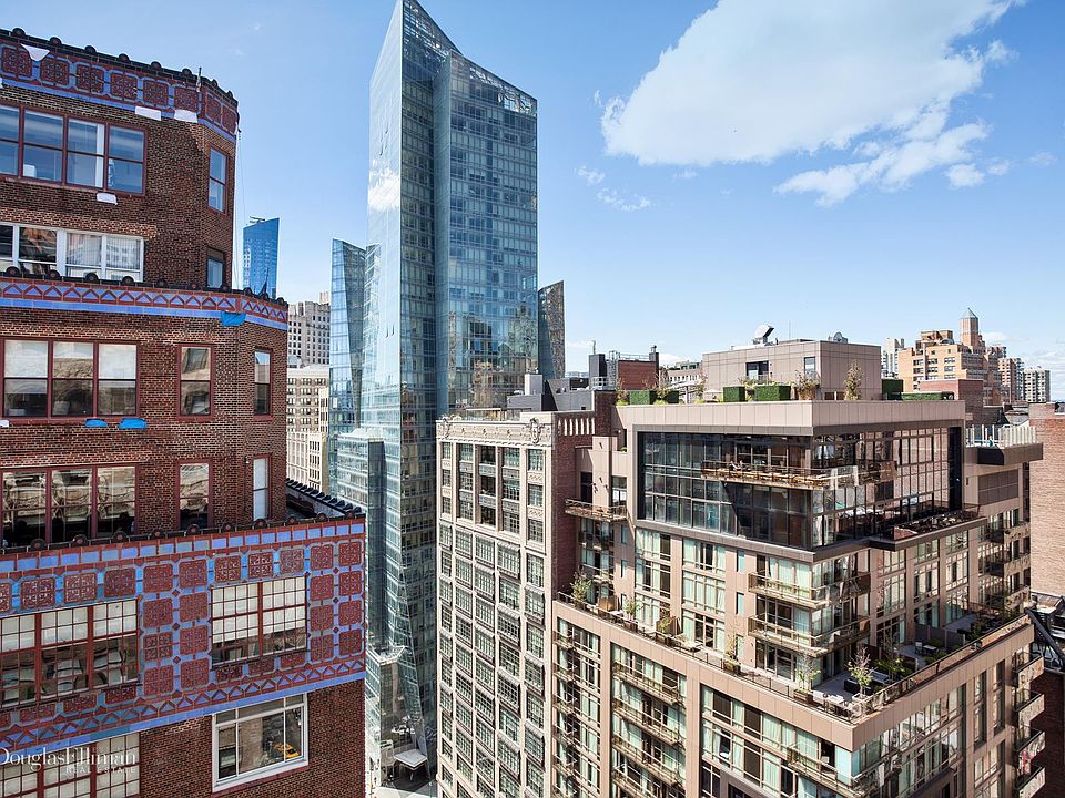 1st image of 425 Park Ave S APT 20C