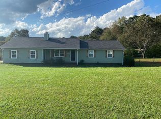 96 S Barnes Dr, Locust Grove, GA 30248