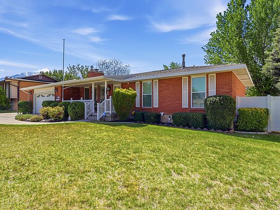 2nd image of 1242 Earl Way