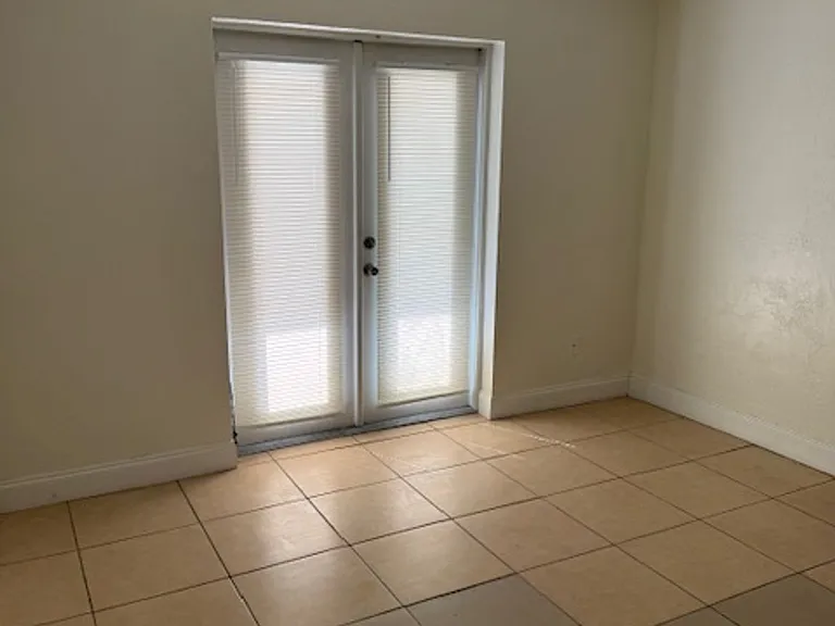 900 S Peninsula Dr #113 — Photo 8