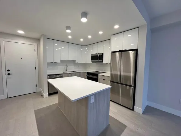 11655 Fraser St, Maple Ridge, BC V2X 0X7