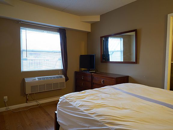 5th image of 17836 Wexford Ter APT 5D