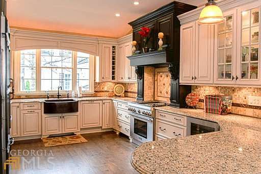 2nd image of 208 Cromwell Dr