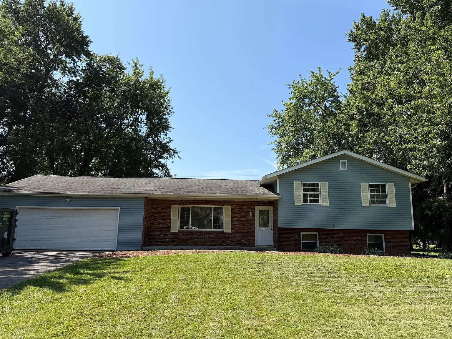 3 bed, 1750 sqft, $2,350 — Photo 1