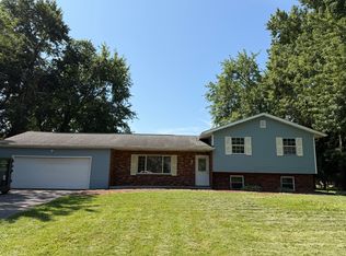 132 Meadow Way SW, Pataskala, OH 43062