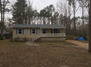 119 Racefield Dr, Toano, VA 23168