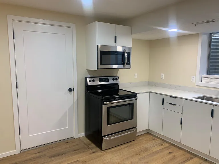 1170 E 550 N — Photo 2