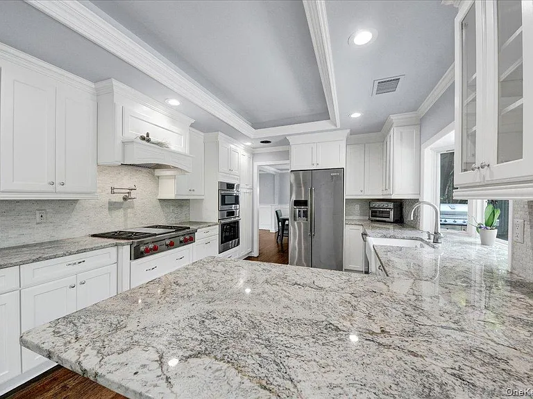 2 Stonycrest Rd — Photo 10