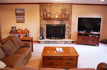 5th image of 516 Southfield Dr