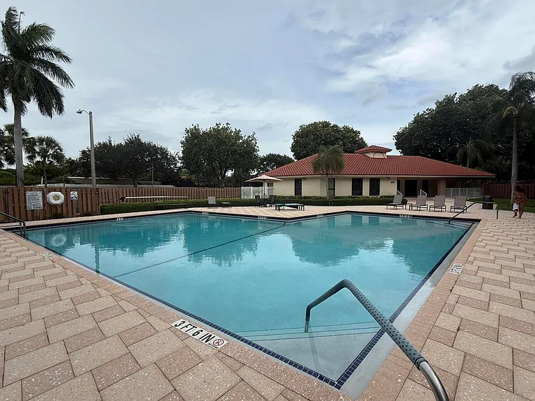 3130 Millwood Ter #1110 — Photo 17
