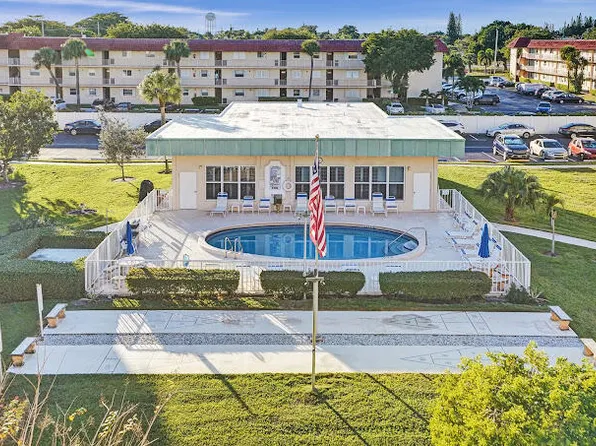 808 SE 7 Street #305, Deerfield Beach, FL 33441