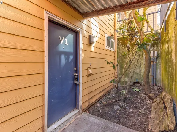 3701 SW Condor Ave APT V1, Portland, OR 97239