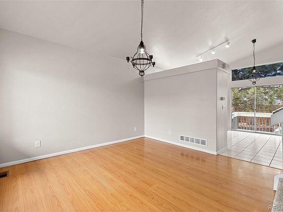 4th image of 8715 Cloverleaf Circle