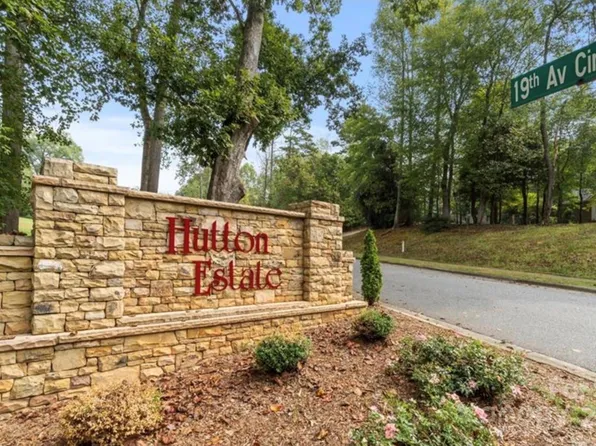 441 19th Avenue Cir NW #42, Hickory, NC 28601