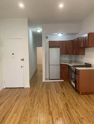 Rented by Compass | media 10