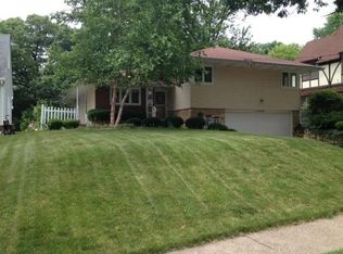 238 Fernwood Ave, Davenport, IA 52803