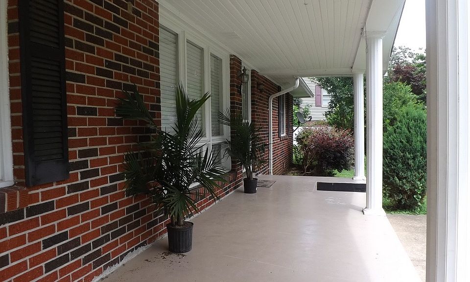 1st image of 602 Wheeler St