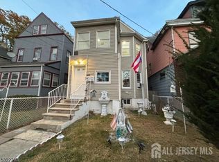 469 Walnut St, Elizabeth, NJ 07201