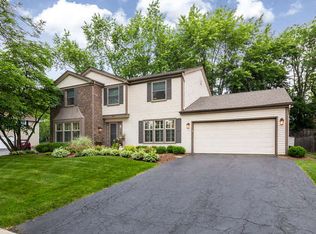 1979 Spring Green Dr, Wheaton, IL 60189