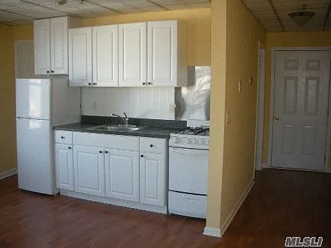 224 E Main St #C