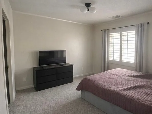 1315 S Owl Dr, Gilbert, AZ 85296