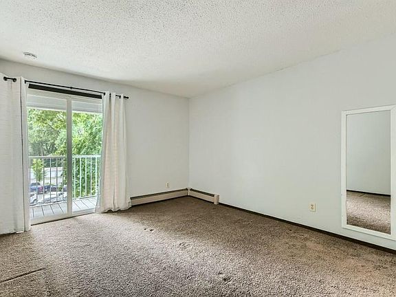 4th image of 175 County Road B2 E APT 209