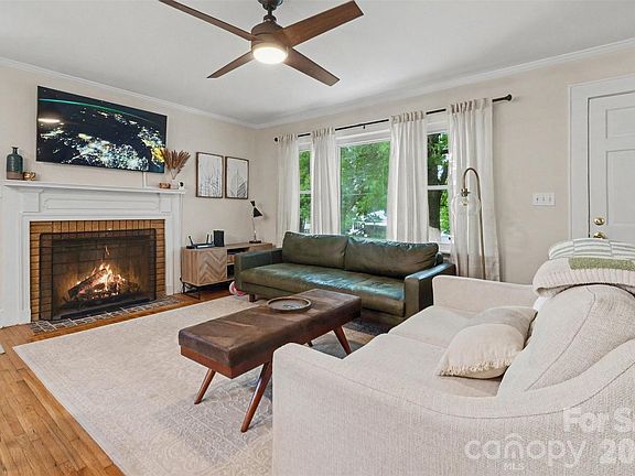 5th image of 166 Wilson St NE