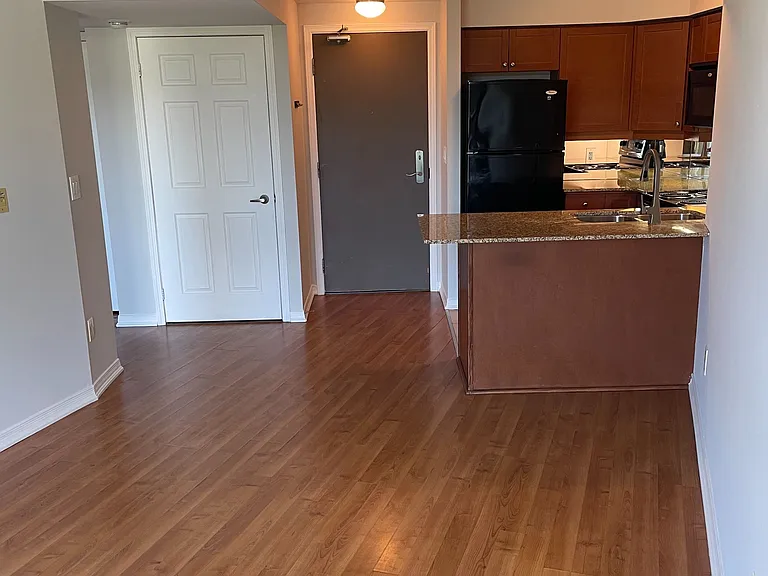 18 Valley Woods Rd #1015 — Photo 3