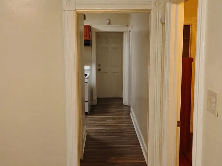 864 Madison Ave — Photo 9
