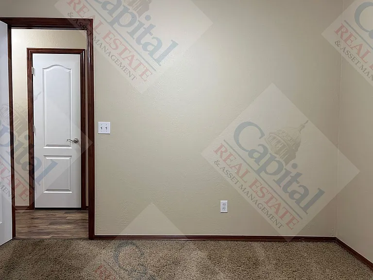 20635 Penny Ln — Photo 15