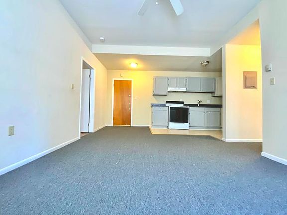 2nd image of 4406 Walnut St #G3