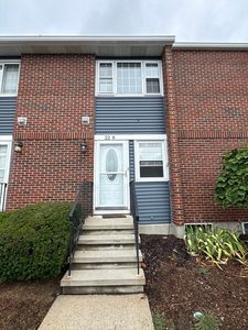 41 Foundry St APT 22-8, South Easton, MA, 02375