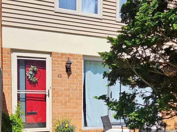 43 Gunning Ln, Downingtown, PA 19335