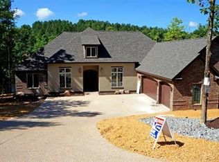14 Manso Way, Hot Springs Village, AR 71909