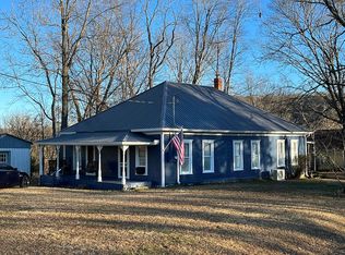 30 Main St, Gilbert, AR 72636