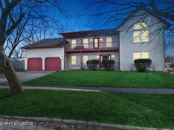 150 Greenbriar Dr, Antioch, IL 60002