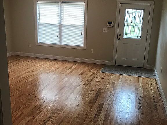 2nd image of 460 Woodlawn Avenue Ext