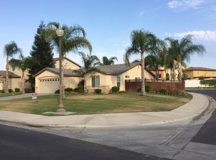 11411 Indian Hawthorne St, Bakersfield, CA 93311