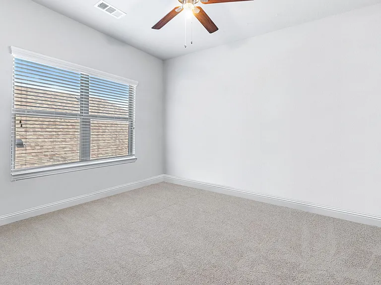 16613 Dry Creek Blvd — Photo 11